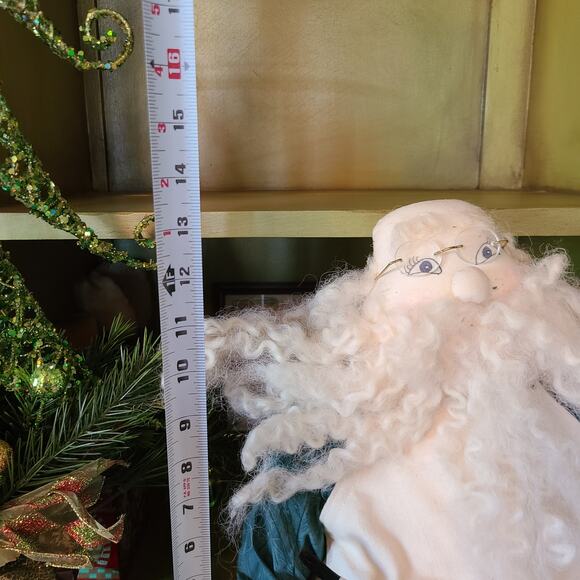 Vintage Handmade Old World Santa Shelf Sitter Carpenter Christmas Plush Decor - Picture 9 of 10